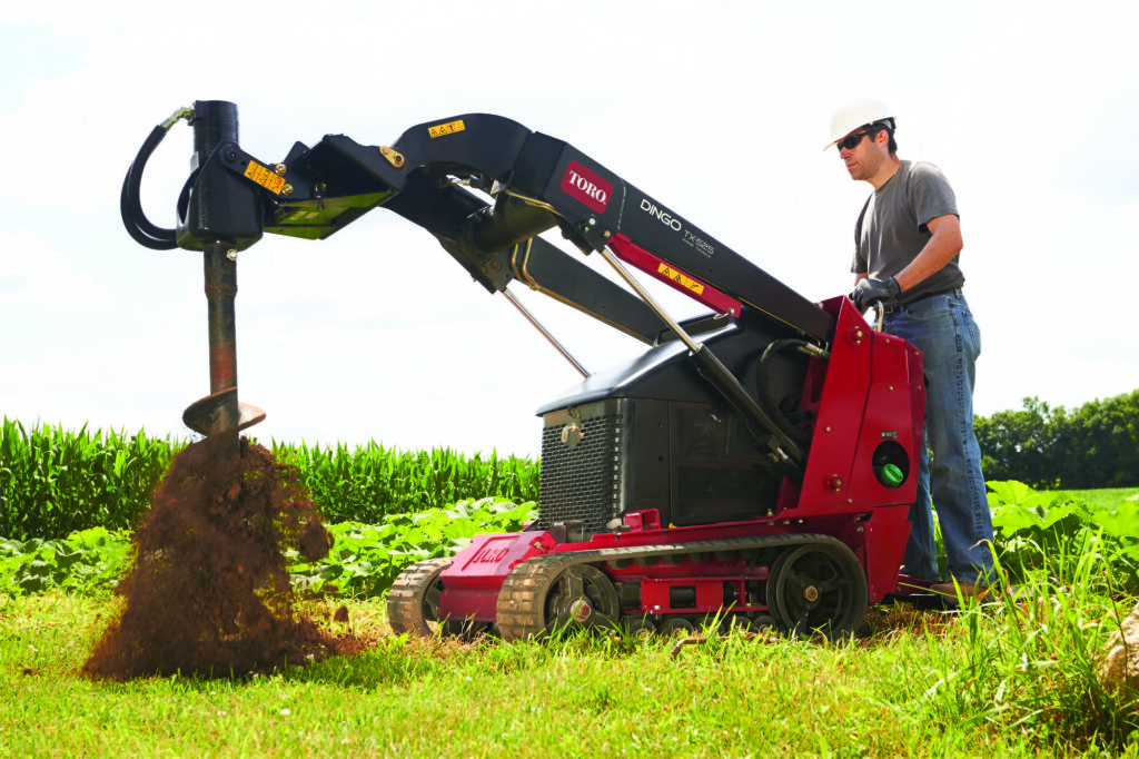 Toro Dingo TX525 Auger Operator