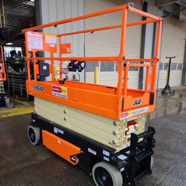 Scissor lift rental