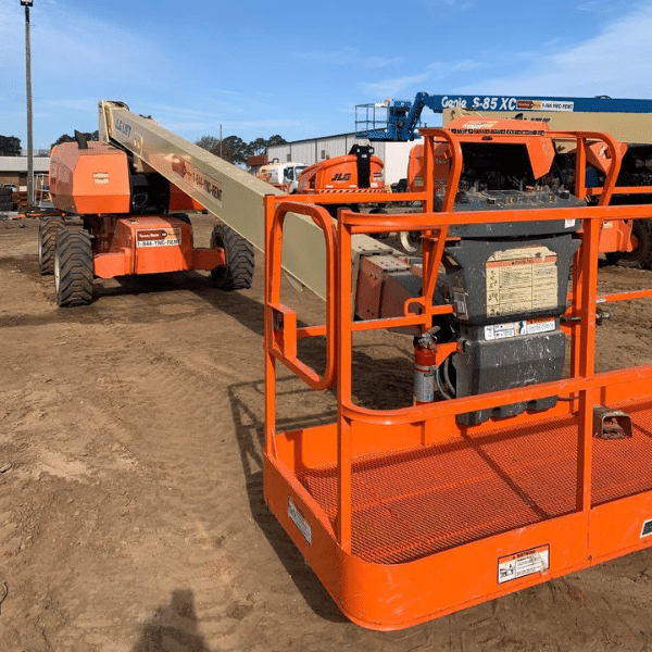 2017 JLG 800S boom lift